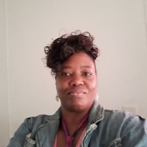 Meet your Posher, Joyce